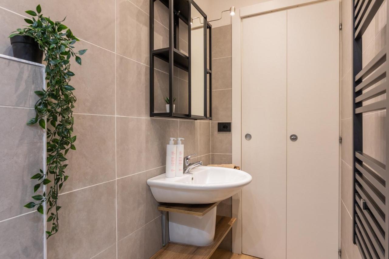 Special 10 Apartment By Wonderful Italy Торино Екстериор снимка